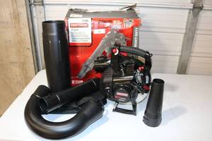 lot 43 image: Craftsman Gas Blower 27cc 2-Cycle with Vac Kit