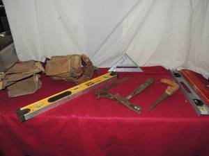 lot 80 image: Tool bags,  speed square roofing hatchet keyhole saw
