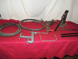 lot 86 image: RECEIVER HITCH, TANK HOSES, APPLE PEELER,  PLUMBER TOOL
