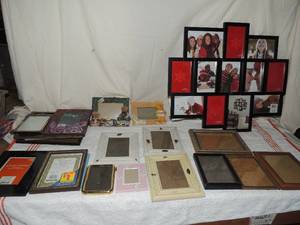 lot 90 image: Family photo frame 5x7, 8x10 20 plus  some new