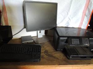 lot 33 image: HP wireless printer copier, slim star scanner, detachable Logitech keyboard, dell computer screen