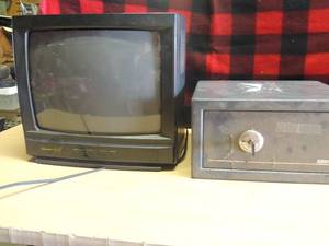lot 187 image: 20 sharp TV, Century small safe with key HEAVY