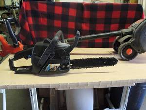 lot 190 image: Patno chainsaw     Black & deck electric edger