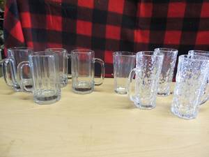 lot 193 image: 2 sets of very heavy glass Beer mugs