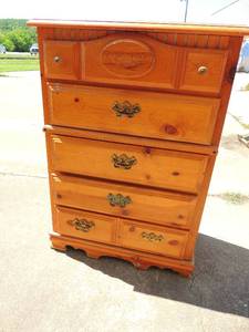 lot 11 image: 5 drawer chest  of drawers solid wood 46 tall 32wide 17 deep