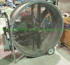 lot 1 image: Dayton 36 air circulation fan model 3C991B
