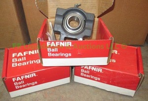 lot 32 image: Fafnir industrial flange mount ball bearings, never used inoriginal boxes