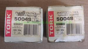 lot 63 image: Tork 5004S Photocontrol turn lock mounting, 2 total