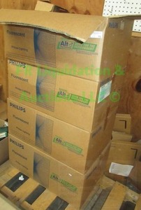 lot 75 image: Philips rapid start U-bent fluorescent lamp bulbs, 4 cases