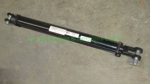 lot 85 image: Lion 2500 hydraulic cylinder, never used, 36 long