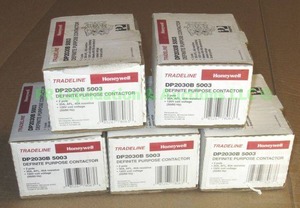 lot 92 image: Honeywell tradeline DP2030B5003 definite purpose contactor, 5 total