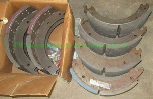lot 124 image: Meritor Platinum Plus tractor and truck Brake Shoes, 4515Q, New