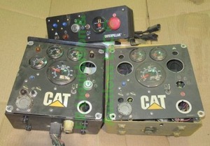 lot 195 image: Caterpillar equipment control panels