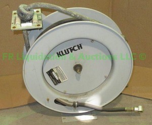 lot 189 image: Klutch industrial pneumatic hose reel