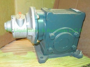 lot 299 image: Gast air gear motor 4AM-70C-CB60, one base mount needs repaired