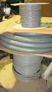 lot 311 image: Large spool heavy gauge multi-wire power cable