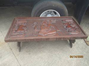 lot 10 image: 1950S HAND CRAFTED MAYAN STYLE TABLE FROM HONDURAS C.A.BOTH LEGS NEED TO BE PUT ON&nbsp