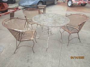 lot 12 image: VINTAGE WROUGHT IRON PATIO SET&nbspTABLE &amp 3 CHAIRS&nbsp