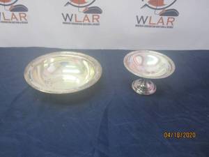 lot 33 image: TOTAL OF 2 - CAMILE INTERNATIONAL SILVER CO DISHES&nbsp- CANDYNUT DISH 6040- VEGETABLE BOWL 6062