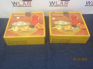 lot 54 image: TOTAL OF 2 BOXES (4) SNACK PLATES ( 4 )CUPS PER BOX&nbspVINTAGE FEDERAL GLASS COMPANY HOMESTEAD SNACK SETS&nbsp &nbspIN ORIGINAL BOX&nbsp