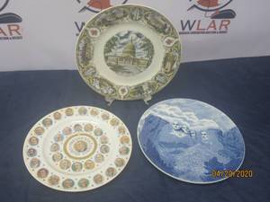 lot 75 image: TOTAL OF 3 PRESIDENT&nbsp COLLECTOR PLATES&nbsp- CAPSCO 1961 THE CAPITAL OF WASHINGTON DC&nbsp-PRESIDENTS OF THE UNITED STATES FROM 1789-1961&nbsp&nbsp- MT RUSHMORE NATIONAL MEMORIAL SHRINE OF DEMOCRACY BLACK,HILLS SOUTH DAKOTA&nbsp&nbsp&nbsp
