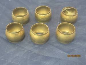 lot 79 image: TOTAL OF 6 BRASS NAPKIN RINGS MADE INDIA