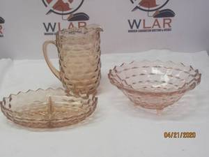 lot 108 image: TOTAL OF 3&nbsp JEANETTE&nbsp DEPRESSION GLASS WINDSOR PINK&nbsp 48OZ PITCHER ,FOOTED FRUIT BOWL ,DIVIDED DISH&nbsp