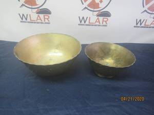 lot 114 image: TOTAL OF 2 BRASS BOWLS&nbsp8 &amp 10 