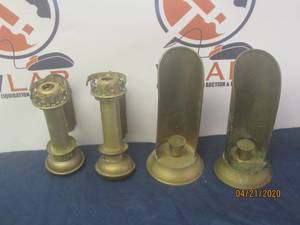 lot 115 image: TOTAL OF 2 SET OF VINTAGE BRASS WALL HANGING CANDLE HOLDERS&nbsp