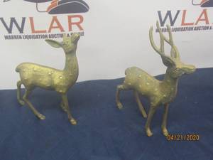 lot 118 image: TOTAL OF 2 SOLID BRASS REINDEERS