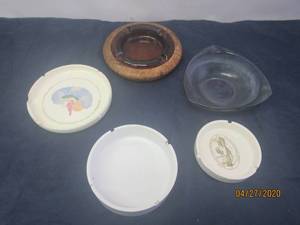 lot 193 image: TOTAL OF 5 VINTAGE ASHTRAYS&nbsp