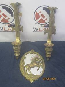 lot 226 image: TOTAL OF 3 BRASS HOME WALL DECOR&nbsp&nbsp- 2&nbsp VINTAGE&nbsp BRASS ELECTRIC WALL SCONCE LIGHTS&nbsp&nbsp- VINTAGE BRASS UNICORN WALL MIRROR&nbsp