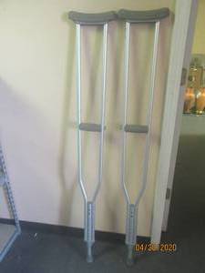 lot 235 image: PREMIER PRO 7704 SET OF CRUTCHES&nbsp