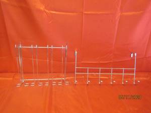 lot 310 image: TOTAL OF 2 RACKS&nbsp&nbsp-STEM WARE RACK&nbsp&nbsp- 6 HOOK OVER DOOR ORGANIZER&nbsp