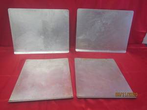 lot 318 image: TOTAL OF 4 REMA AIRBAKE TOASTER OVEN COOKIE SHEET&nbsp2-&nbsp 14  &amp&nbsp &nbsp2-&nbsp 20 