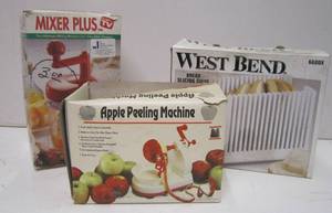 lot 429 image: Lot of Kitchen Gadgets