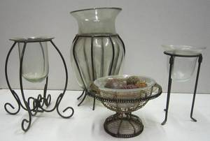 lot 484 image: Lot of Metal & Glass Table Decor