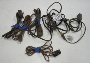 lot 509 image: Lot of Brown Extension Cords