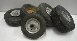 lot 511 image: Lot of Small Wheels