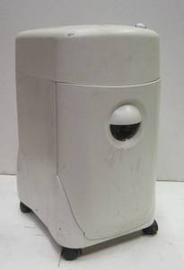 lot 549 image: Paper Shredder