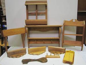 lot 554 image: Solid Wood Household Decor