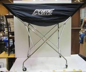 lot 555 image: Prime Sports Rolling Ball Rack