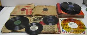 lot 560 image: Lot of 78 RPM Vinyl Records