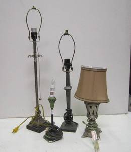 lot 562 image: 4 Assorted Table Lamps