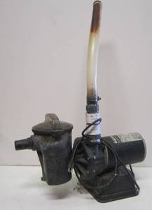 lot 596 image: Hayward Pool Pump