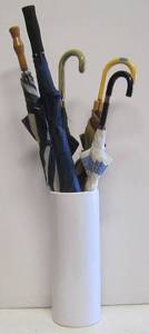 lot 613 image: 5 umbrellas and a stand