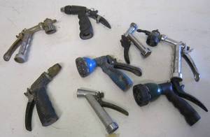 lot 627 image: Hose end sprayers