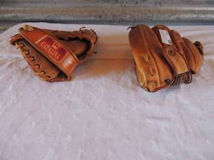 lot 170 image: Catalina King baseball glove, cemeron baseball glove Dan McCown 103 San Jacinto Odessa Texas