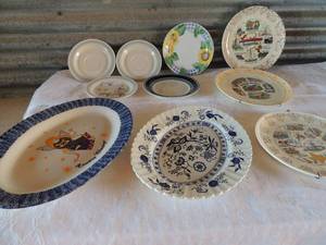 lot 177 image: 9 decorator wall plates- Texas ,Louisiana, Missouri, Blue and white JG Makin blue Nordic platter 14 x10 country blessings, angel decor platter and 5 misc. platters.