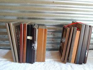 lot 188 image: Box of picture frames  8x10 9 count and 8x10 8 count